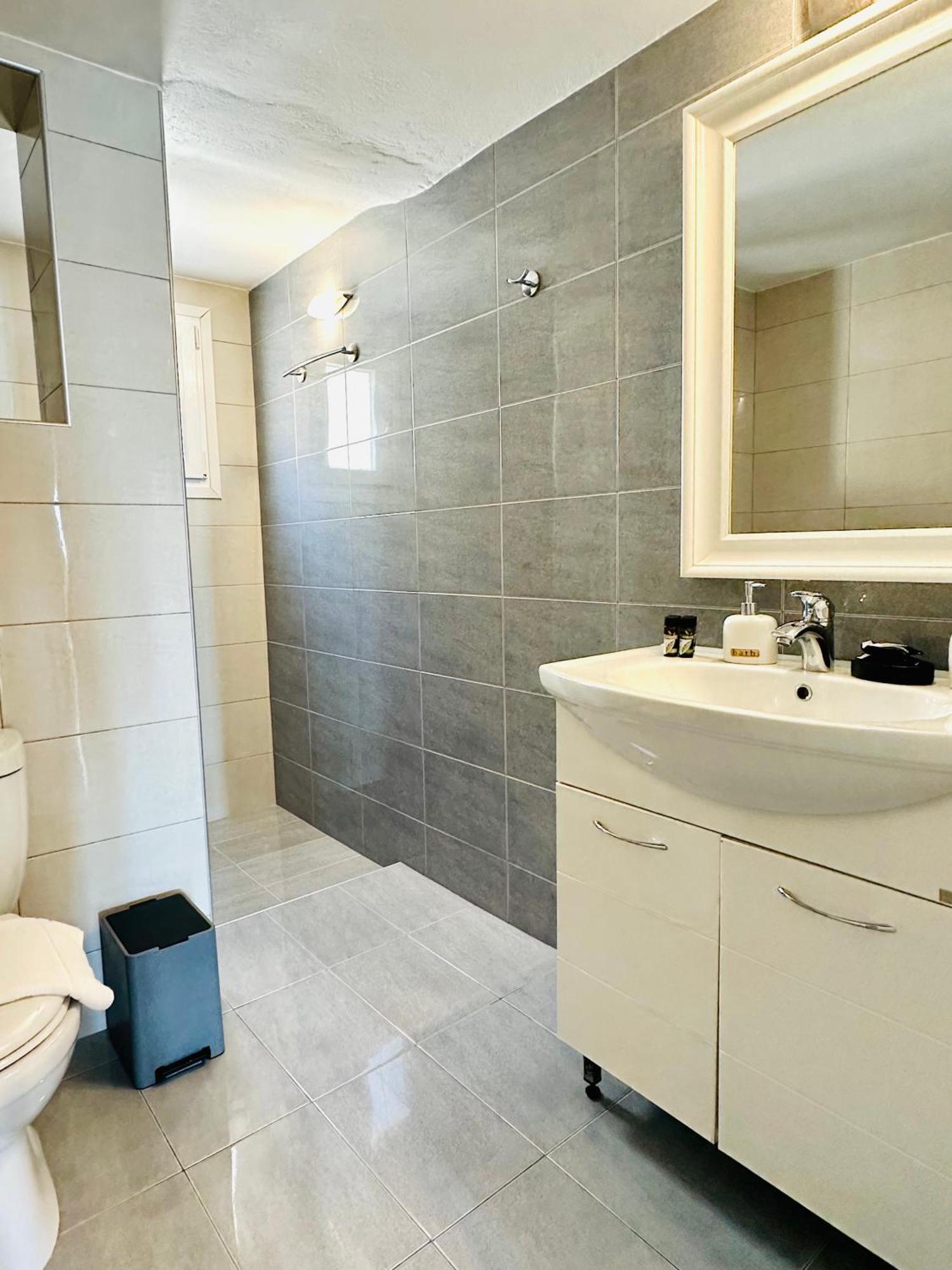 Villa Oceania Tourlos Room photo