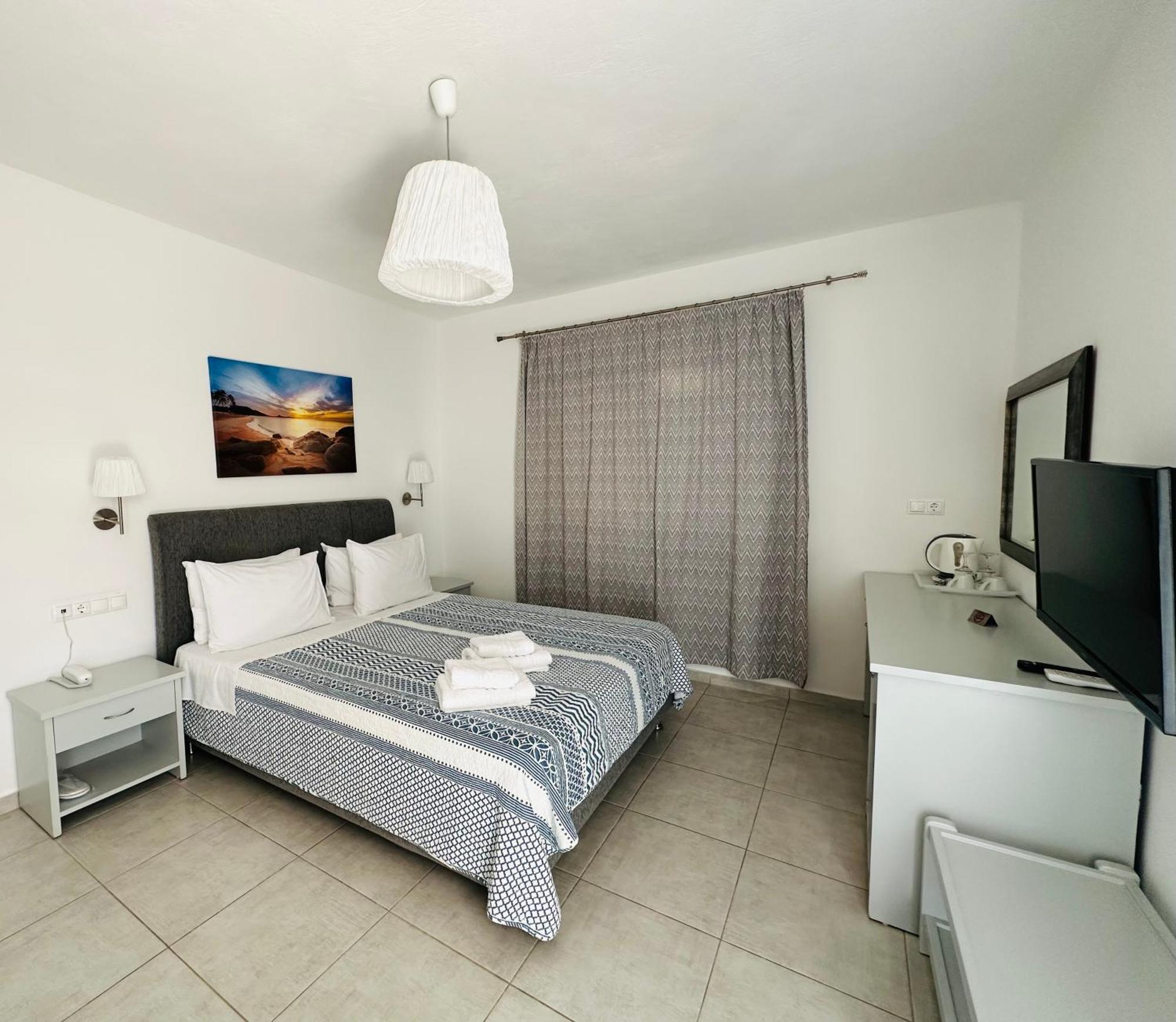 Villa Oceania Tourlos Room photo